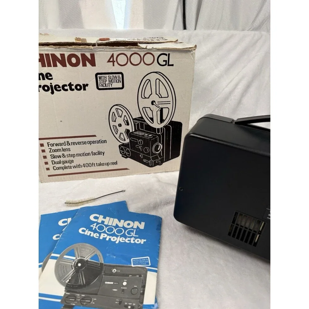 Chinon 4000GL Cine Projector Vintage 8MM Film Projector Parts Only No Reels READ